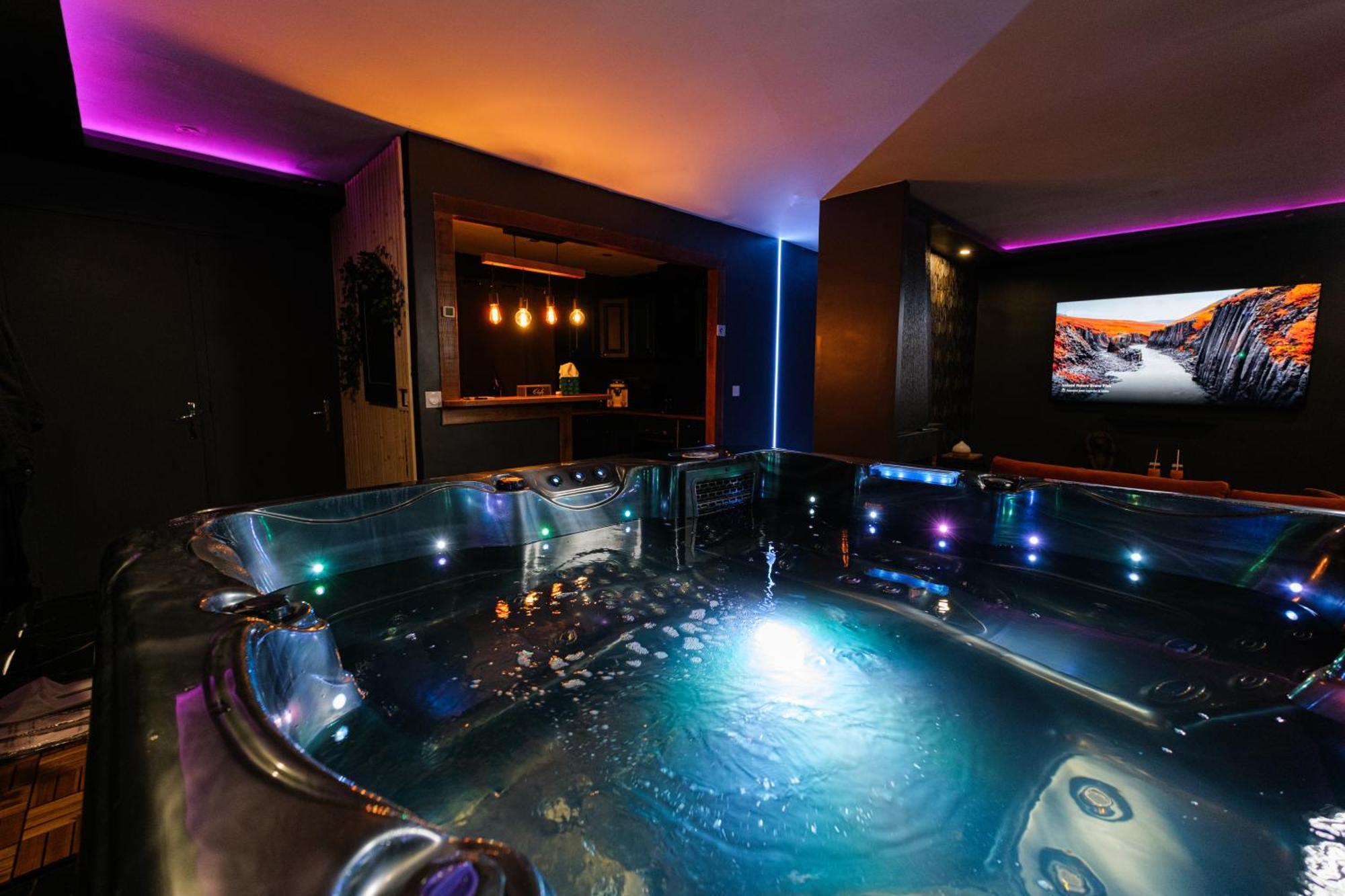L Escale Jacuzzi Et Sauna Évreux Exterior foto