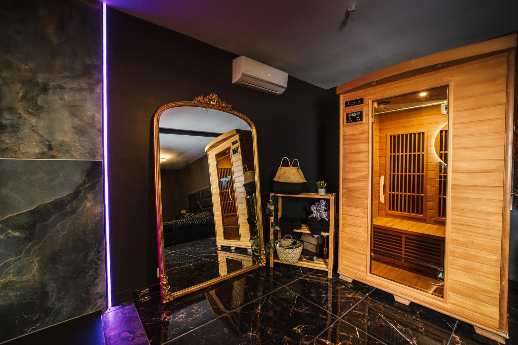 L Escale Jacuzzi Et Sauna Évreux Exterior foto